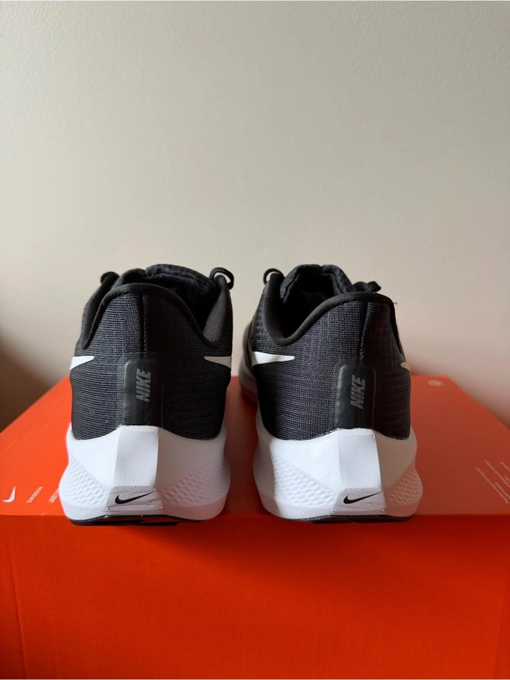 Nike Air Zoom Pegasus 39 Black White DH4071-001 Men’s Size 13